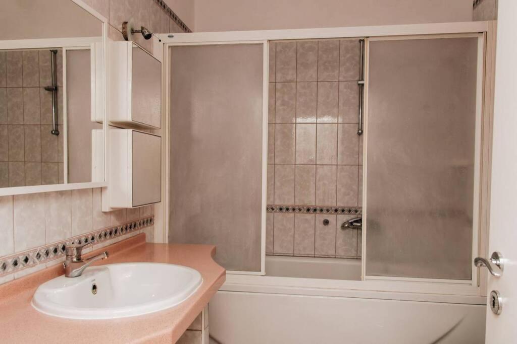 Cosy Apartment In A Quiet Neighborhood Zadar Exterior foto